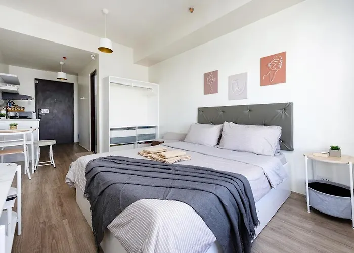 Unit At The Median, Near It Park With Pool And Fast Wifi Апартаменты Себу