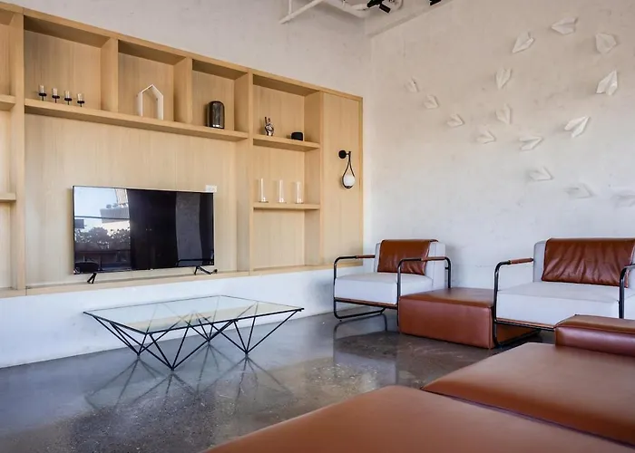 Unit At The Median, Near It Park With Pool And Fast Wifi Апартаменты Себу