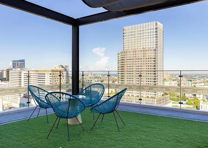 Апартаменты Unit At The Median, Near It Park With Pool And Fast Wifi *